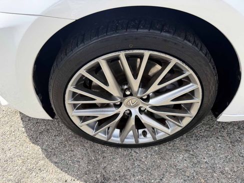 Used 2016 Lexus IS 300 AWD w/ Navigation System Package image 8