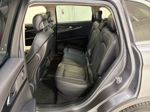 Used 2022 Lincoln Nautilus Reserve w/ Equipment Group 201A image 25