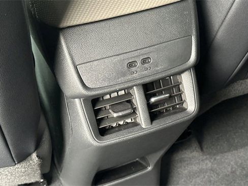 New 2026 Chevrolet Equinox LT w/ Convenience Package II image 17