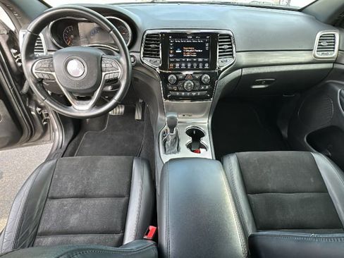 Used 2021 Jeep Grand Cherokee Laredo X image 26