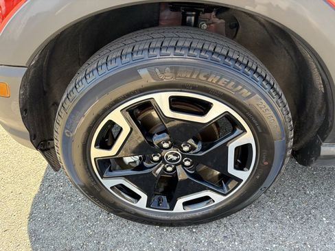 Used 2024 Ford Bronco Sport Outer Banks w/ Tech Package image 13