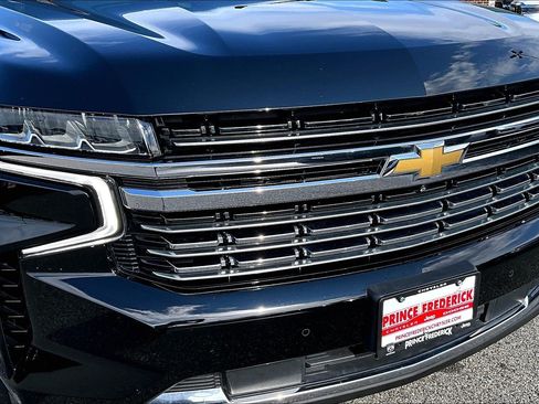 Used 2021 Chevrolet Tahoe Premier w/ Premium Package AWD/4WD image 28