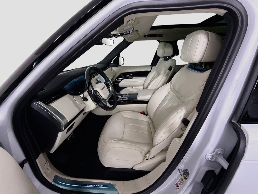 New 2027 Land Rover Range Rover Long Wheelbase SE AWD/4WD image 20