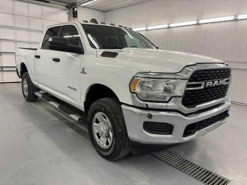 Used 2022 RAM 2500 Big Horn w/ Snow Chief Group AWD/4WD image 14