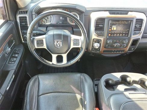 Used 2014 RAM 1500 Laramie image 11