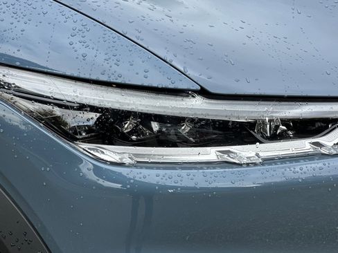 Used 2023 Ford Mustang Mach-E Select image 9