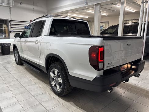 New 2026 Honda Ridgeline RTL image 2
