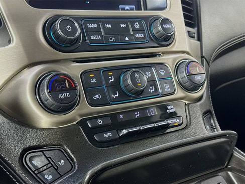 Used 2019 GMC Yukon Denali w/ Denali Ultimate Package AWD/4WD image 19
