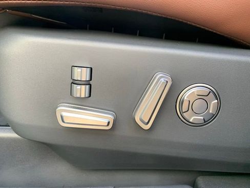 New 2026 Lincoln Nautilus Reserve image 14