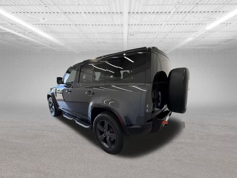 Used 2023 Land Rover Defender 110 X AWD/4WD image 3