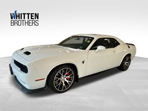 Used 2022 Dodge Challenger SRT Hellcat Redeye image 1