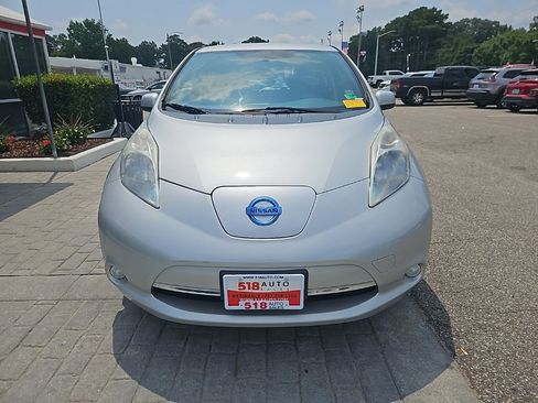 Used 2013 Nissan Leaf S image 8