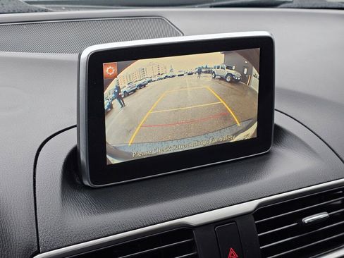 Used 2016 MAZDA MAZDA3 i Touring image 22