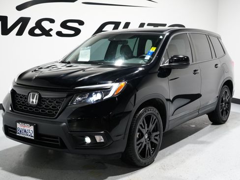 Used 2021 Honda Passport Sport image 3