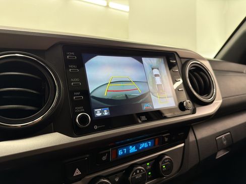 Used 2021 Toyota Tacoma Limited RWD image 23
