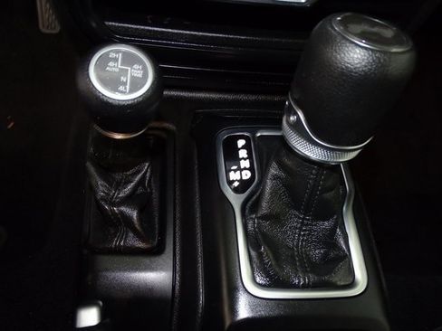 Certified 2023 Jeep Wrangler Unlimited w/ Cold Weather Group image 11