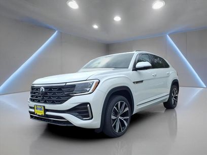 New 2025 Volkswagen Atlas Cross Sport SEL Premium R-Line