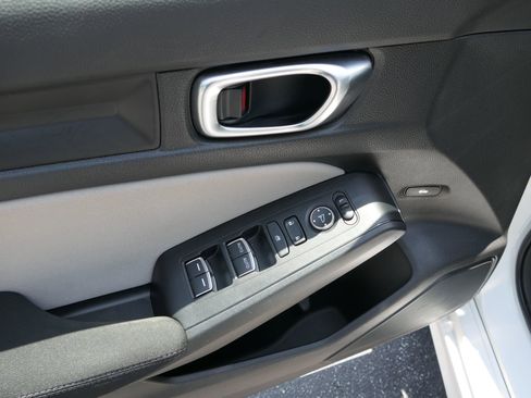 Used 2022 Honda Civic LX image 14