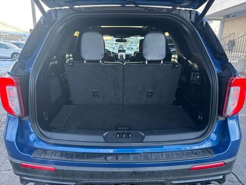 Used 2020 Ford Explorer ST w/ ST High-Performance Pack image 27