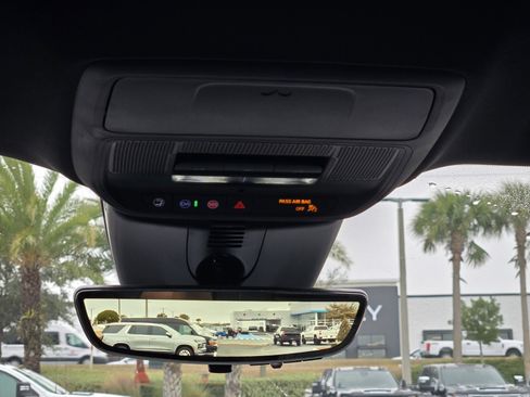 New 2026 Chevrolet Traverse Z71 w/ Driver Confidence Package image 10