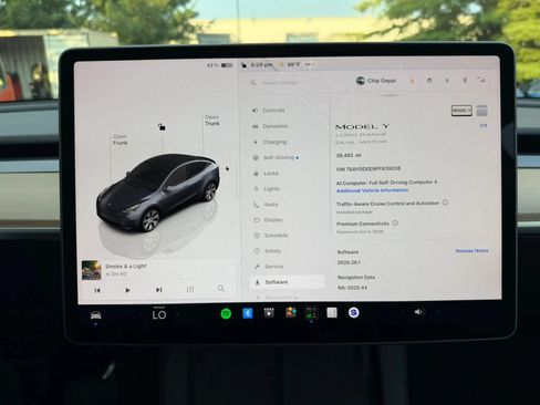 Used 2023 Tesla Model Y Long Range AWD/4WD image 24