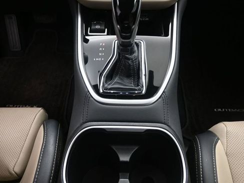 Used 2023 Subaru Outback Limited XT image 13