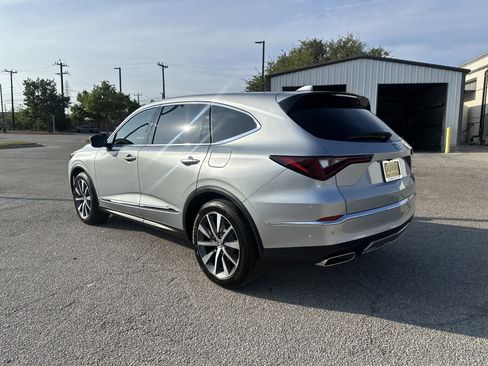 Certified 2026 Acura MDX FWD w/ Technology Package image 6