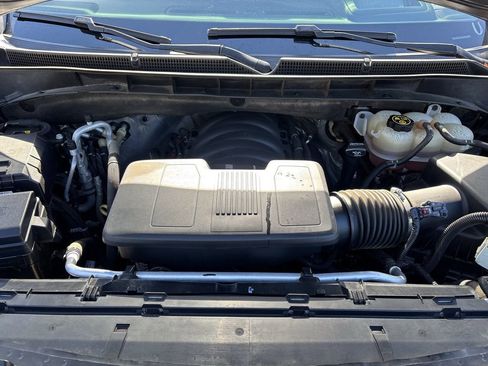 Used 2023 GMC Yukon AT4 w/ AT4 Premium Package image 29