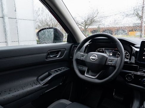 New 2026 Nissan Pathfinder SV AWD/4WD image 12