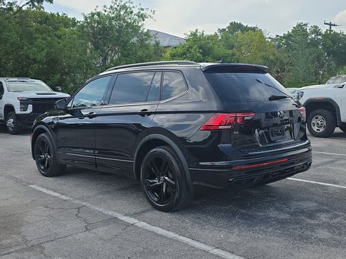 Used 2023 Volkswagen Tiguan SE R-Line FWD image 5