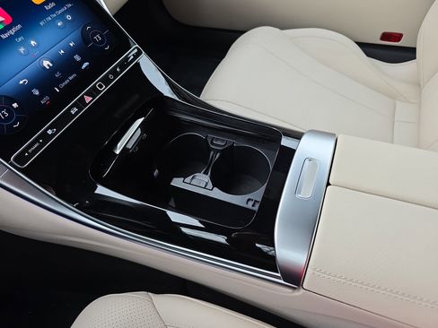 New 2026 Mercedes-Benz CLE 300 4MATIC Coupe image 25