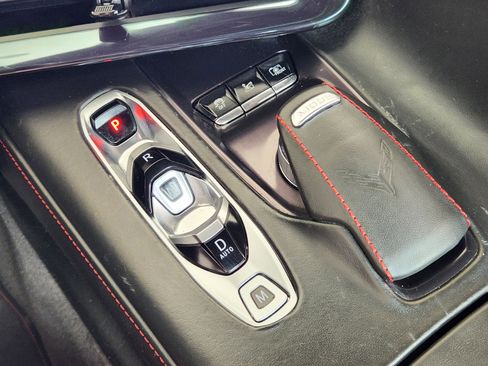 Used 2023 Chevrolet Corvette Stingray Premium Conv w/ Z51 Performance Package RWD image 19