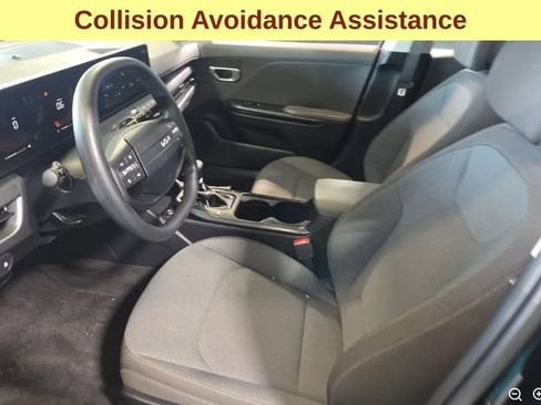 Used 2025 Kia K4 FWD image 5