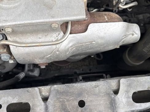 Used 2017 Chevrolet Cruze LT image 9