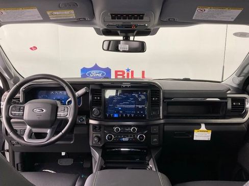 New 2026 Ford F250 Lariat w/ Black Appearance Package image 18