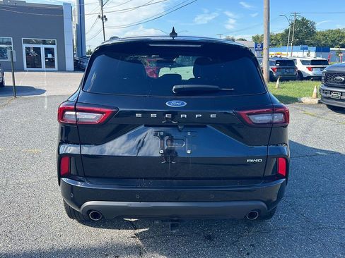 Used 2023 Ford Escape ST-Line Select w/ Tech Pack #2 image 4