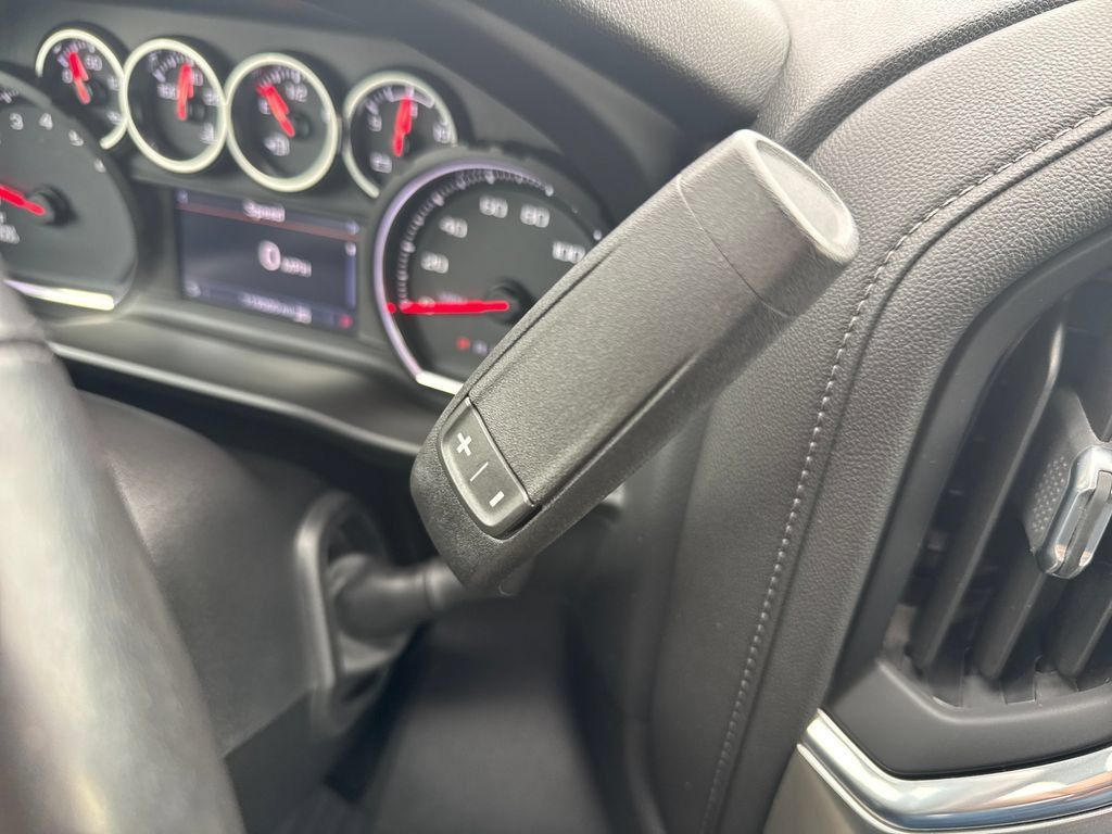 Certified 2020 Chevrolet Silverado 1500 LT w/ All-Star Edition AWD/4WD image 30