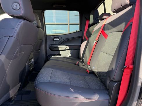 Used 2024 Chevrolet Colorado Z71 w/ Z71 Convenience Package 2 image 22