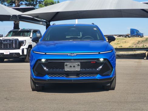 Used 2025 Chevrolet Equinox EV RS AWD/4WD image 2