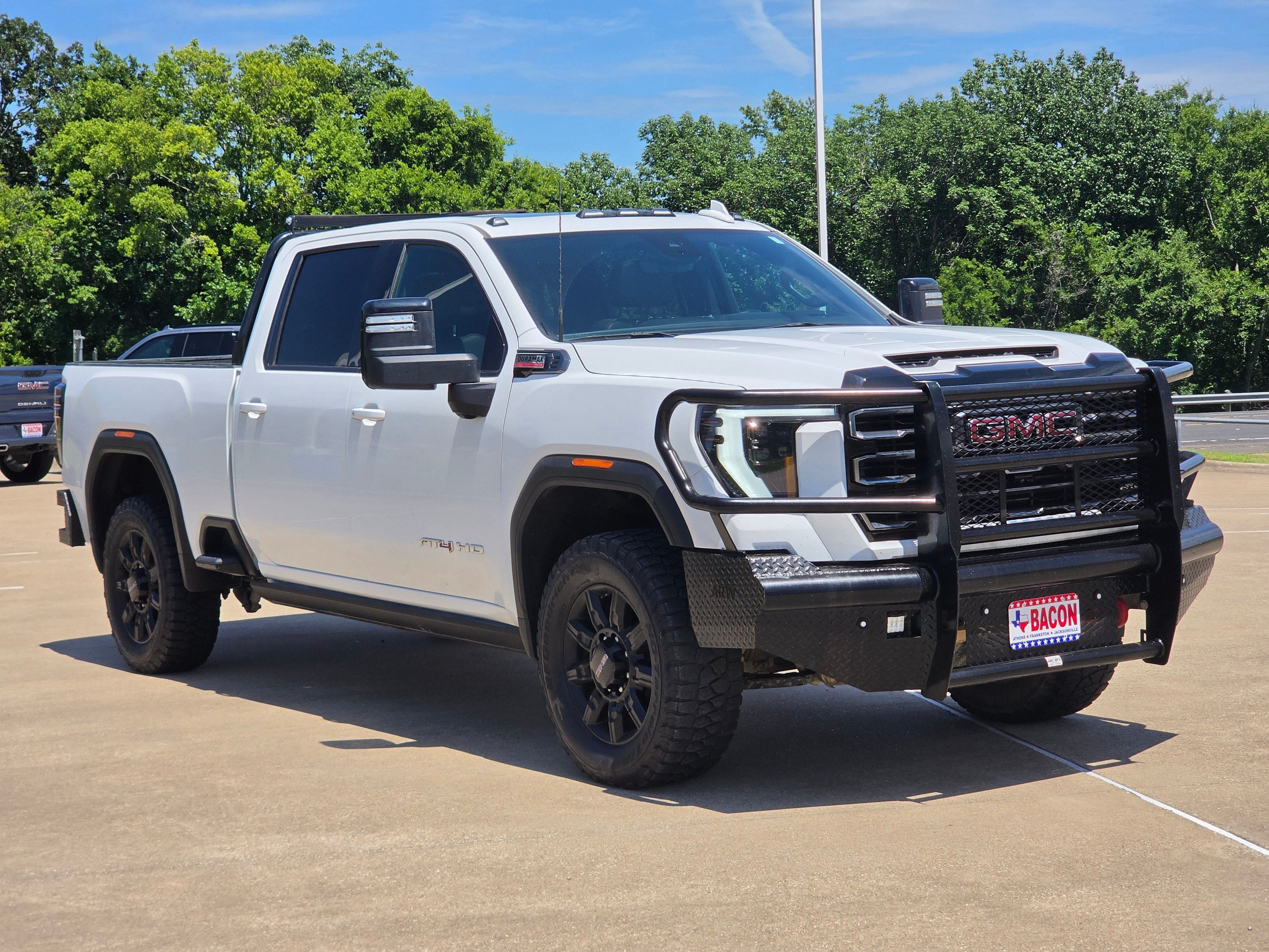 Used 2025 GMC Sierra 2500 AT4 w/ AT4 Premium Plus Package AWD/4WD image 11