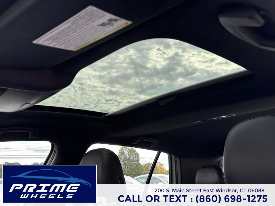Used 2015 Volkswagen GTI SE w/ Lighting Package (SEL) FWD image 22