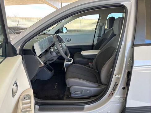 Used 2024 Hyundai Ioniq 5 SE image 10