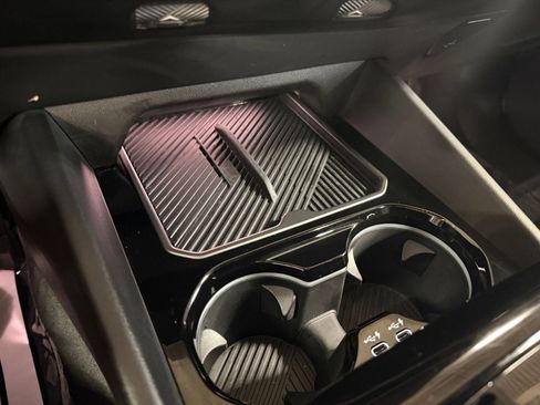 Used 2024 BMW 530i xDrive w/ Convenience Package image 35