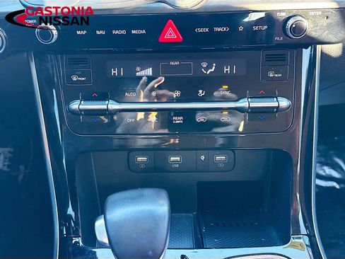 Used 2023 Kia Carnival SX image 22