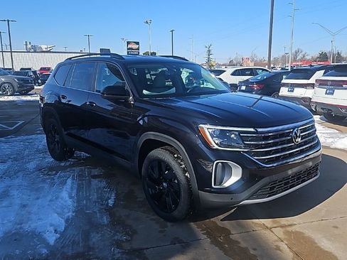 New 2026 Volkswagen Atlas SE AWD/4WD image 3
