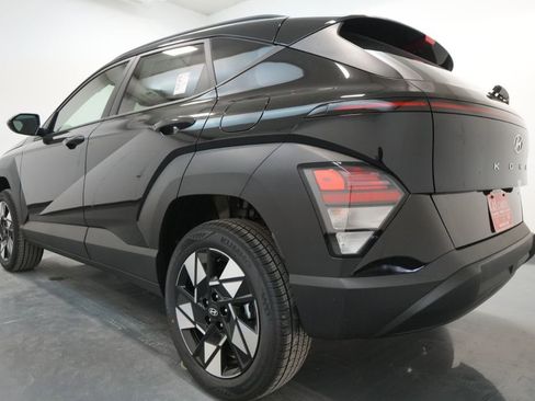 New 2025 Hyundai Kona SEL image 8