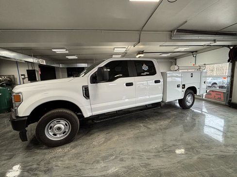 Used 2022 Ford F250 XL image 7