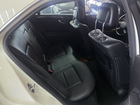Used 2012 Mercedes-Benz E 350 4MATIC Sedan image 23