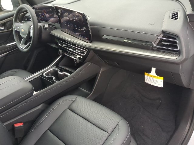 New 2027 Chevrolet Traverse LT FWD image 25