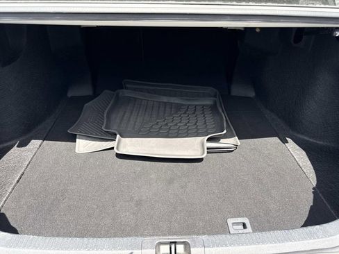 Used 2023 Toyota Camry SE FWD image 11